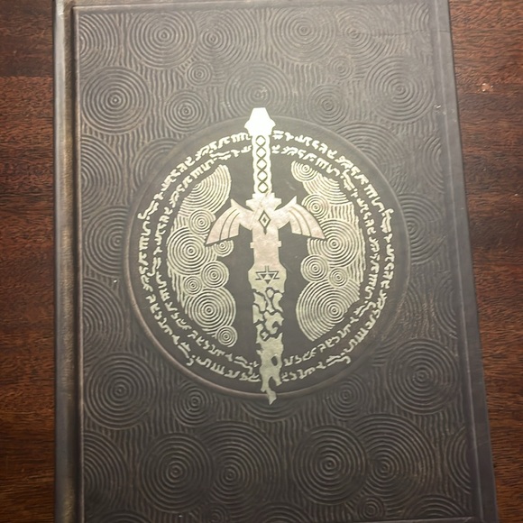 Legend of Zelda Hardback Books - Picture 2 of 5